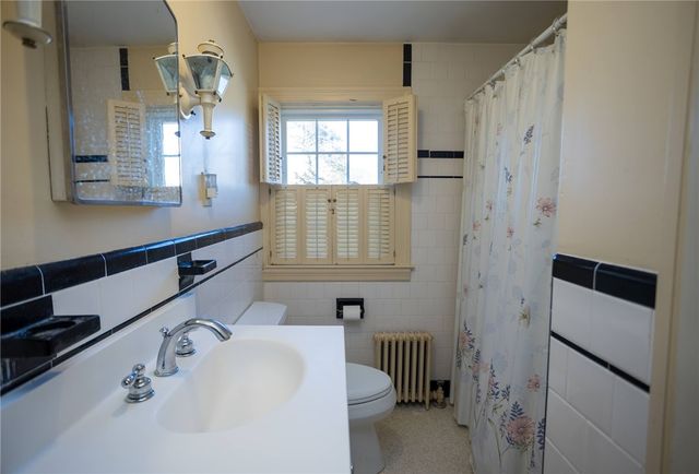 75 Parker Street, Lincoln, RI 02865