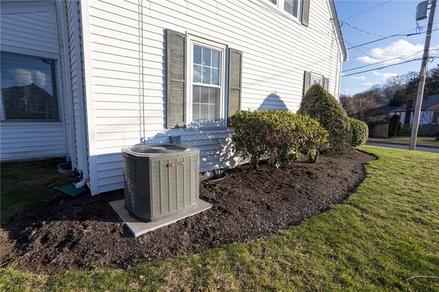 75 Parker Street, Lincoln, RI 02865