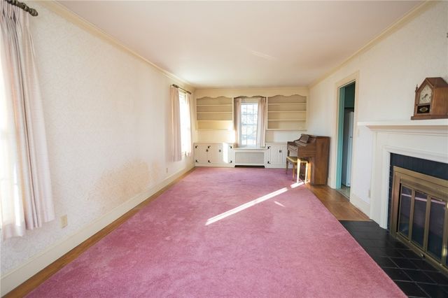 75 Parker Street, Lincoln, RI 02865