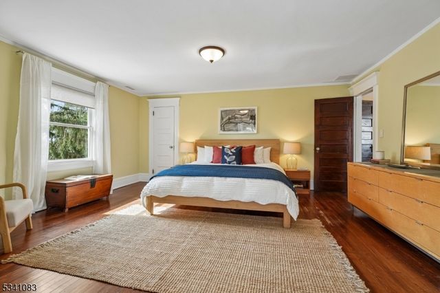 43 Ridgewood Terrace, Maplewood Twp., NJ 07040