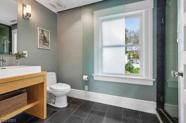 43 Ridgewood Terrace, Maplewood Twp., NJ 07040