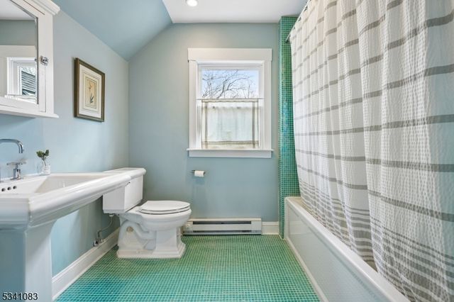 43 Ridgewood Terrace, Maplewood Twp., NJ 07040
