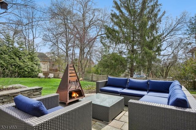 43 Ridgewood Terrace, Maplewood Twp., NJ 07040