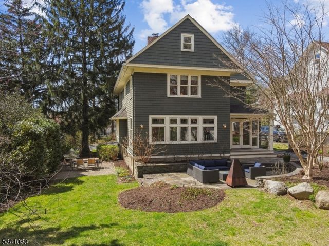43 Ridgewood Terrace, Maplewood Twp., NJ 07040