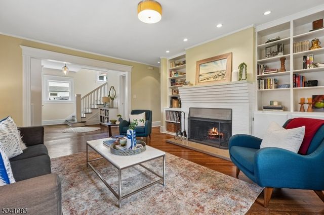 43 Ridgewood Terrace, Maplewood Twp., NJ 07040
