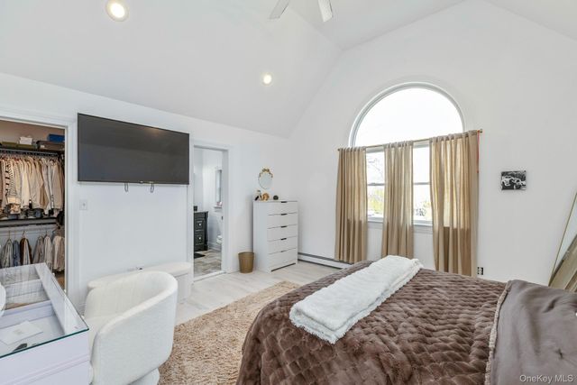 10 Tall Oaks Court, Manorville, NY 11949