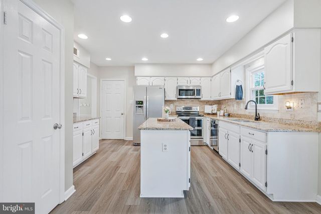 20726 JERSEY MILLS PL, Ashburn, VA 20147