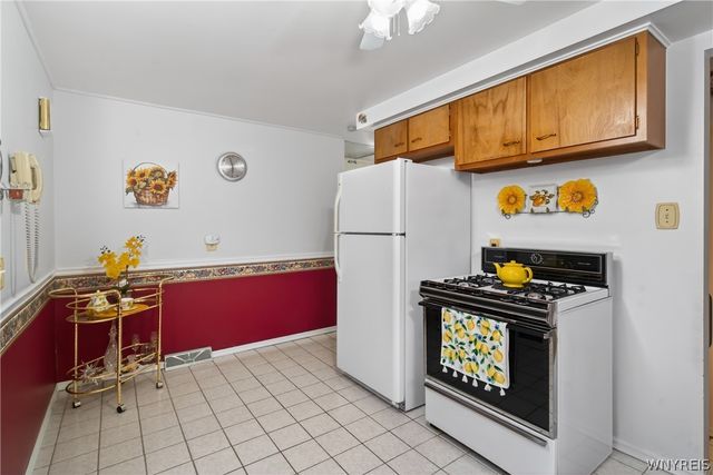 83 Patricia Lane, Cheektowaga, NY 14227