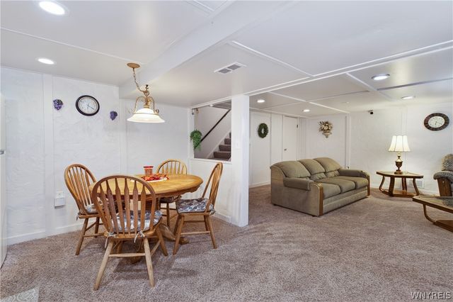 83 Patricia Lane, Cheektowaga, NY 14227