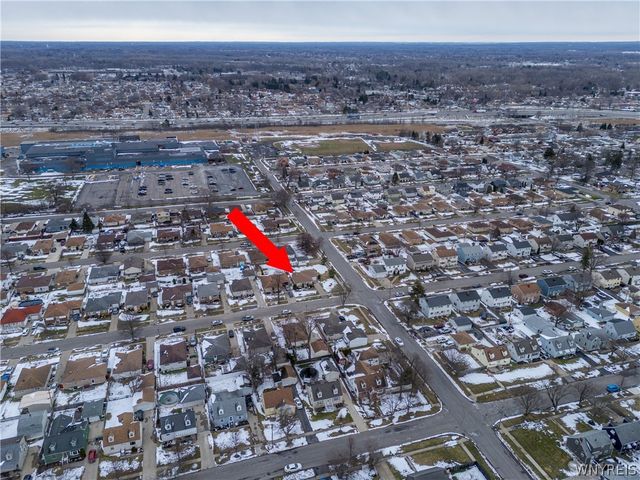 83 Patricia Lane, Cheektowaga, NY 14227