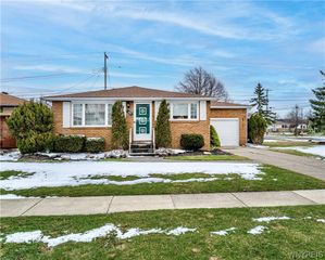 83 Patricia Lane, Cheektowaga, NY 14227