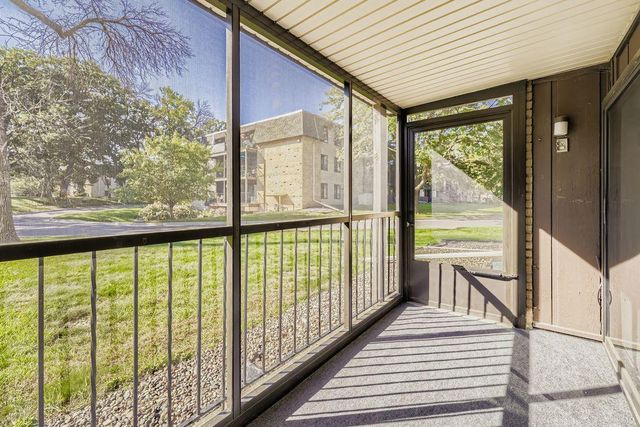 3461 Kent Street 1002, Shoreview, MN 55126