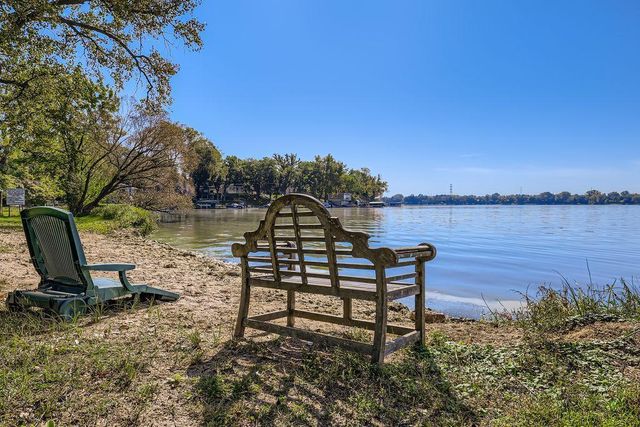 3461 Kent Street 1002, Shoreview, MN 55126