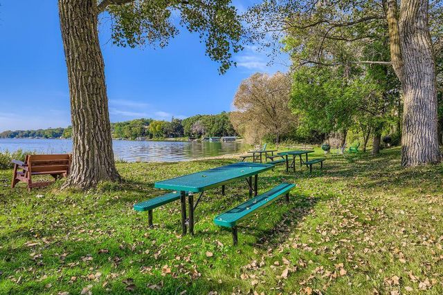 3461 Kent Street 1002, Shoreview, MN 55126