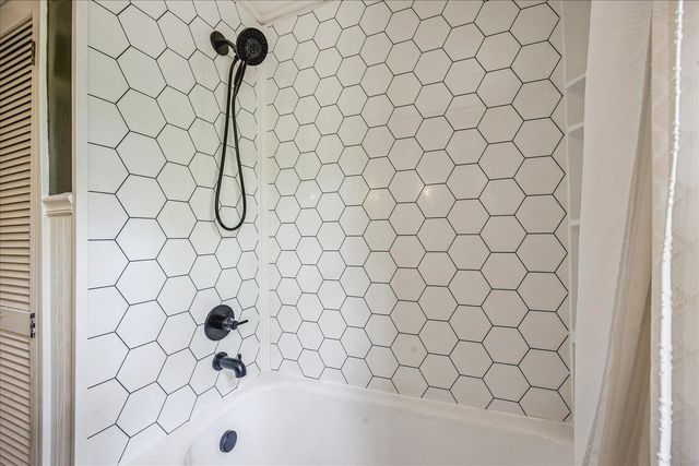 3581 POPLAR AVE, Memphis, TN 38111