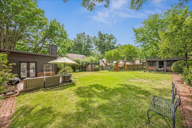 3581 POPLAR AVE, Memphis, TN 38111