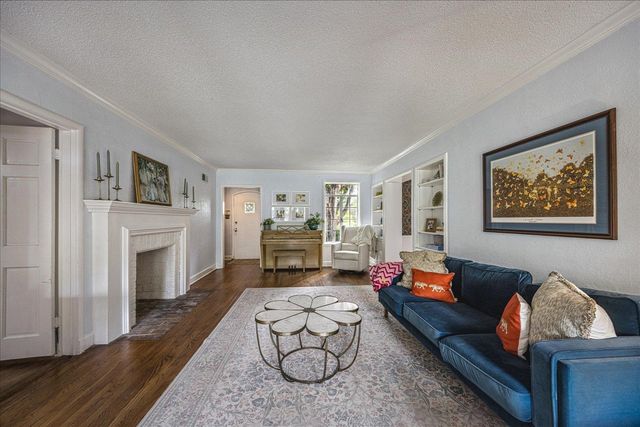 3581 POPLAR AVE, Memphis, TN 38111