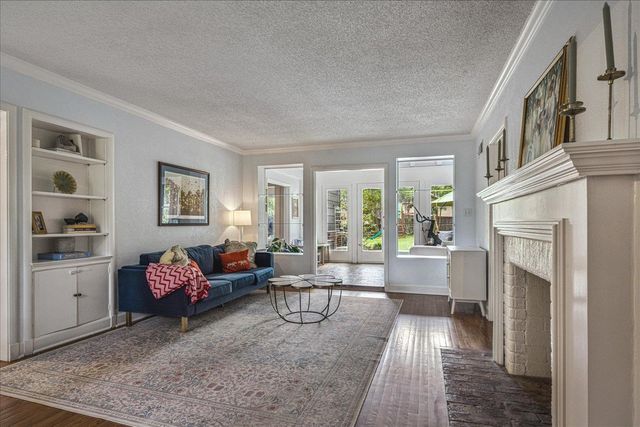 3581 POPLAR AVE, Memphis, TN 38111