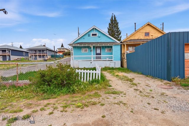 102 Mullin Street, Butte, MT 59701