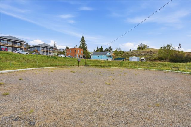 102 Mullin Street, Butte, MT 59701
