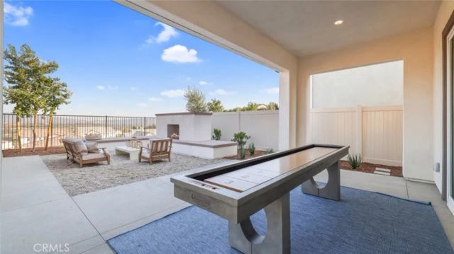 29519 Corte Azulejo, Valencia, CA 91354