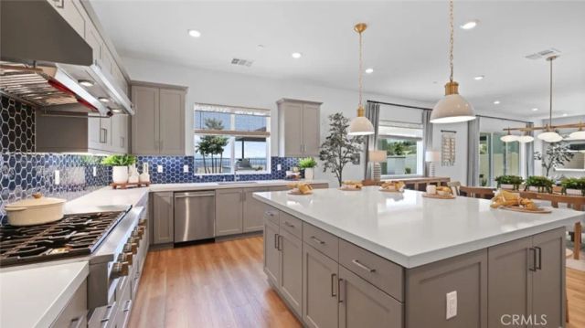 29519 Corte Azulejo, Valencia, CA 91354