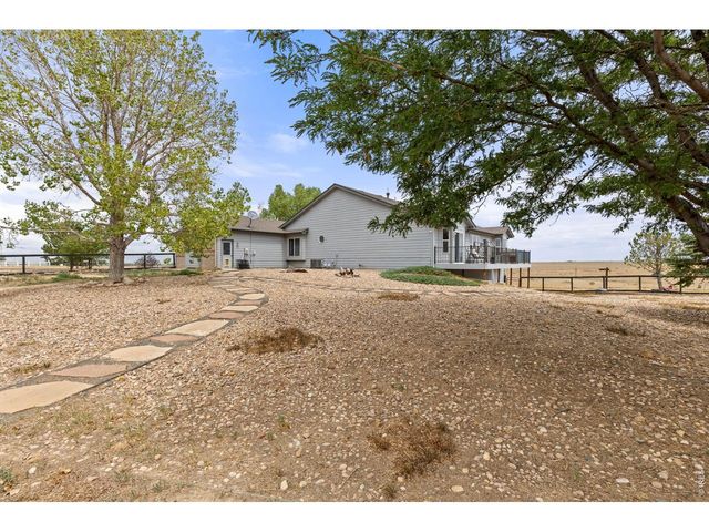 15330 Perrytown St, Hudson, CO 80642