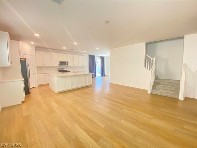 3995 Redwood Glen Court, Las Vegas, NV 89141