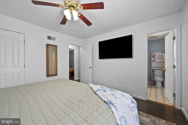 11 YORKTOWNE CT, Littlestown, PA 17340