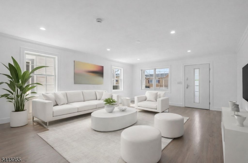 167 Kipp Ave, Hasbrouck Heights Boro, NJ 07604