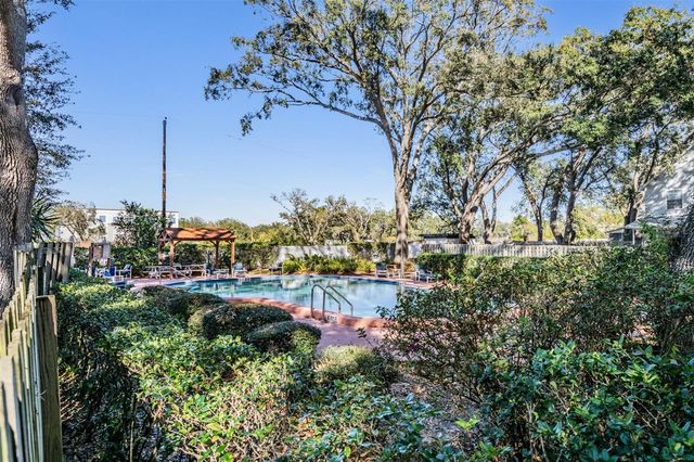 611 SAINT HENRY DRIVE, Brandon, FL 33511