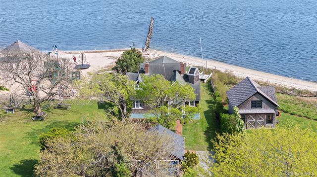 4 Shore Road, Bellport Village, NY 11713