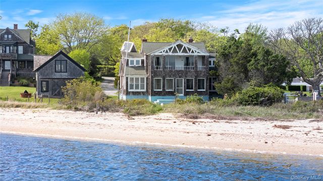 4 Shore Road, Bellport Village, NY 11713