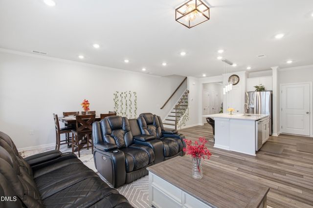 1712 Sweet Gardenia Way, Apex, NC 27502