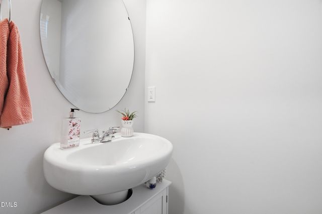 1712 Sweet Gardenia Way, Apex, NC 27502
