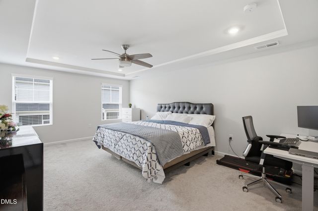 1712 Sweet Gardenia Way, Apex, NC 27502