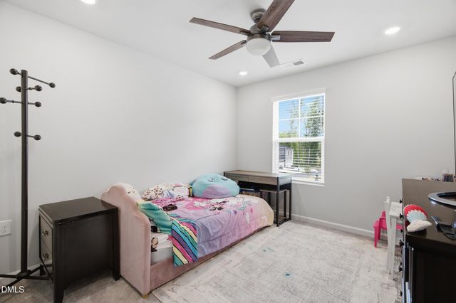 1712 Sweet Gardenia Way, Apex, NC 27502