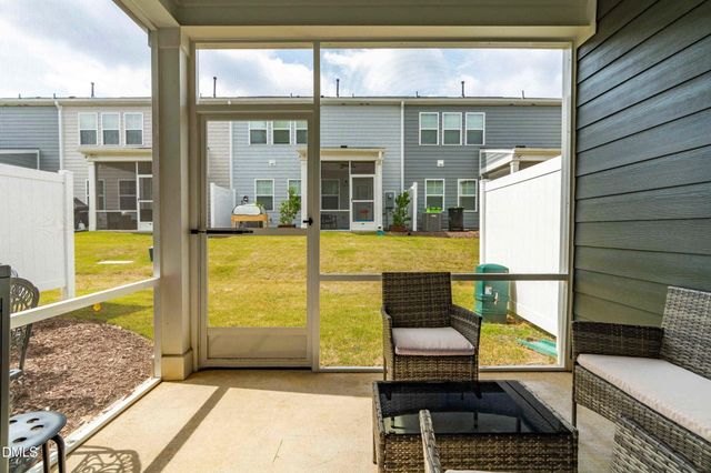 1712 Sweet Gardenia Way, Apex, NC 27502