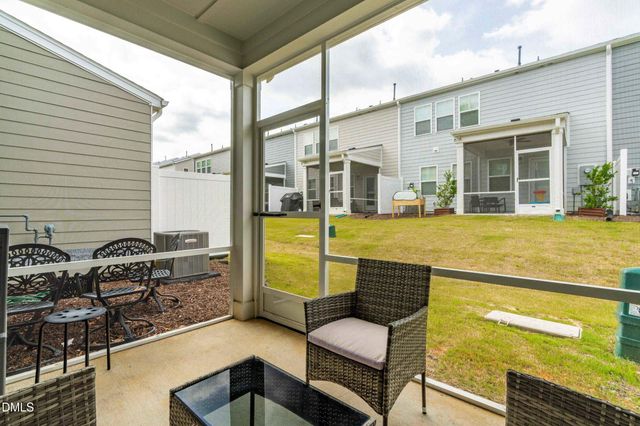 1712 Sweet Gardenia Way, Apex, NC 27502