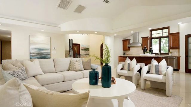 266 Joann Street, Costa Mesa, CA 92626