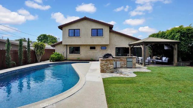 266 Joann Street, Costa Mesa, CA 92626