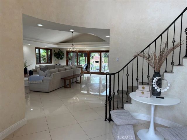266 Joann Street, Costa Mesa, CA 92626