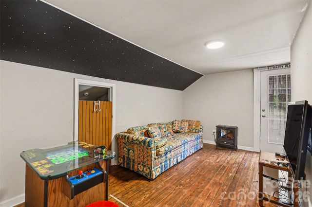 222 Hickory Grove Road, Mcadenville, NC 28101