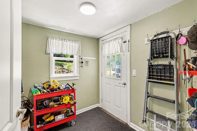 222 Hickory Grove Road, Mcadenville, NC 28101
