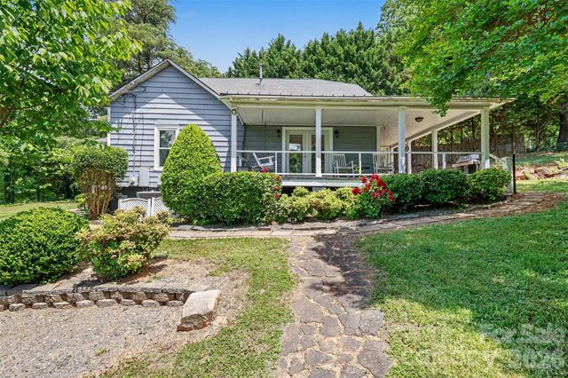 222 Hickory Grove Road, Mcadenville, NC 28101