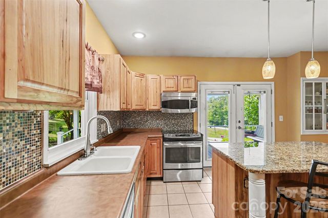 222 Hickory Grove Road, Mcadenville, NC 28101