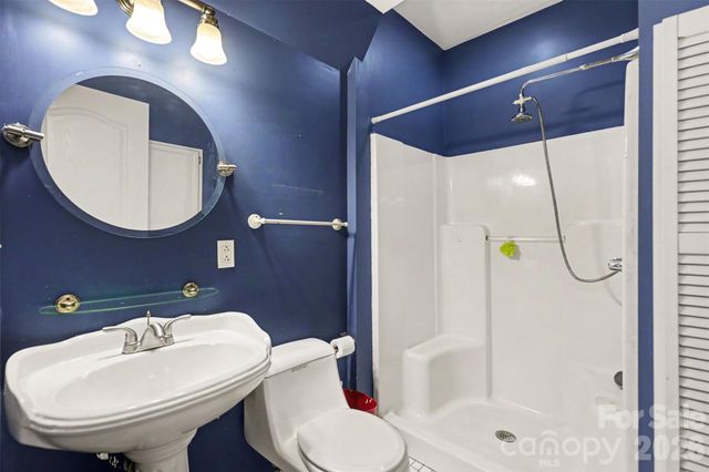222 Hickory Grove Road, Mcadenville, NC 28101