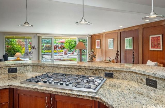 294 Awakea Road, Kailua, HI 96734