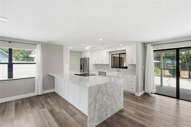 1433 ELLISON LANE, Lakeland, FL 33801