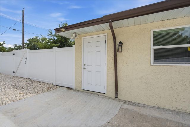 1433 ELLISON LANE, Lakeland, FL 33801